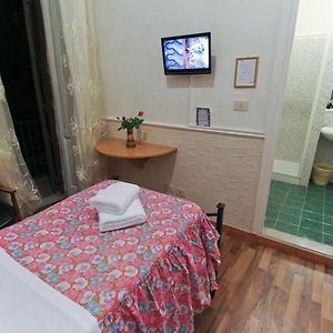 Private Bathroom King Room